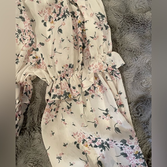 Grow with Me Cream Floral Print Tiered Ruffled Long Sleeve Top - Picture 4 of 7